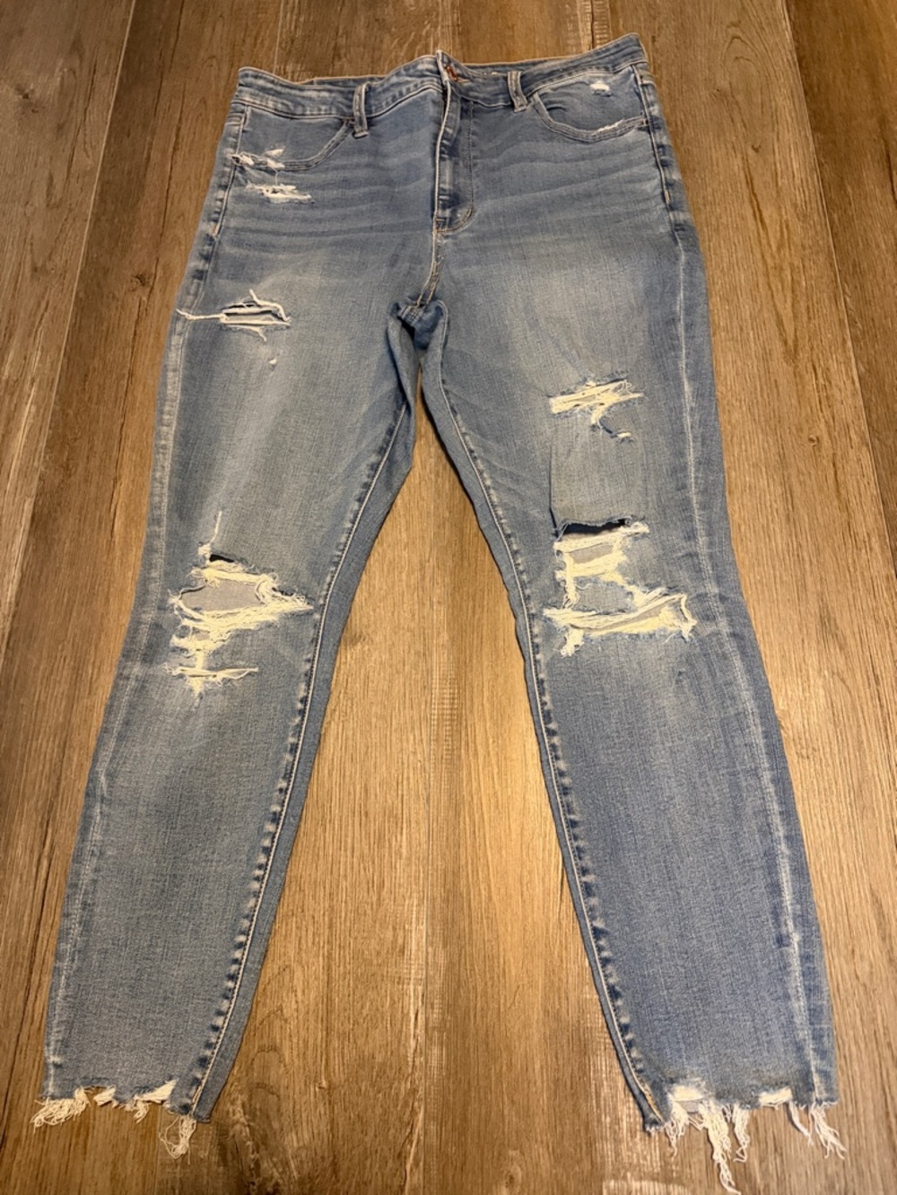American Eagle Outfitters Light Blue Ripped High Rise Jeggings